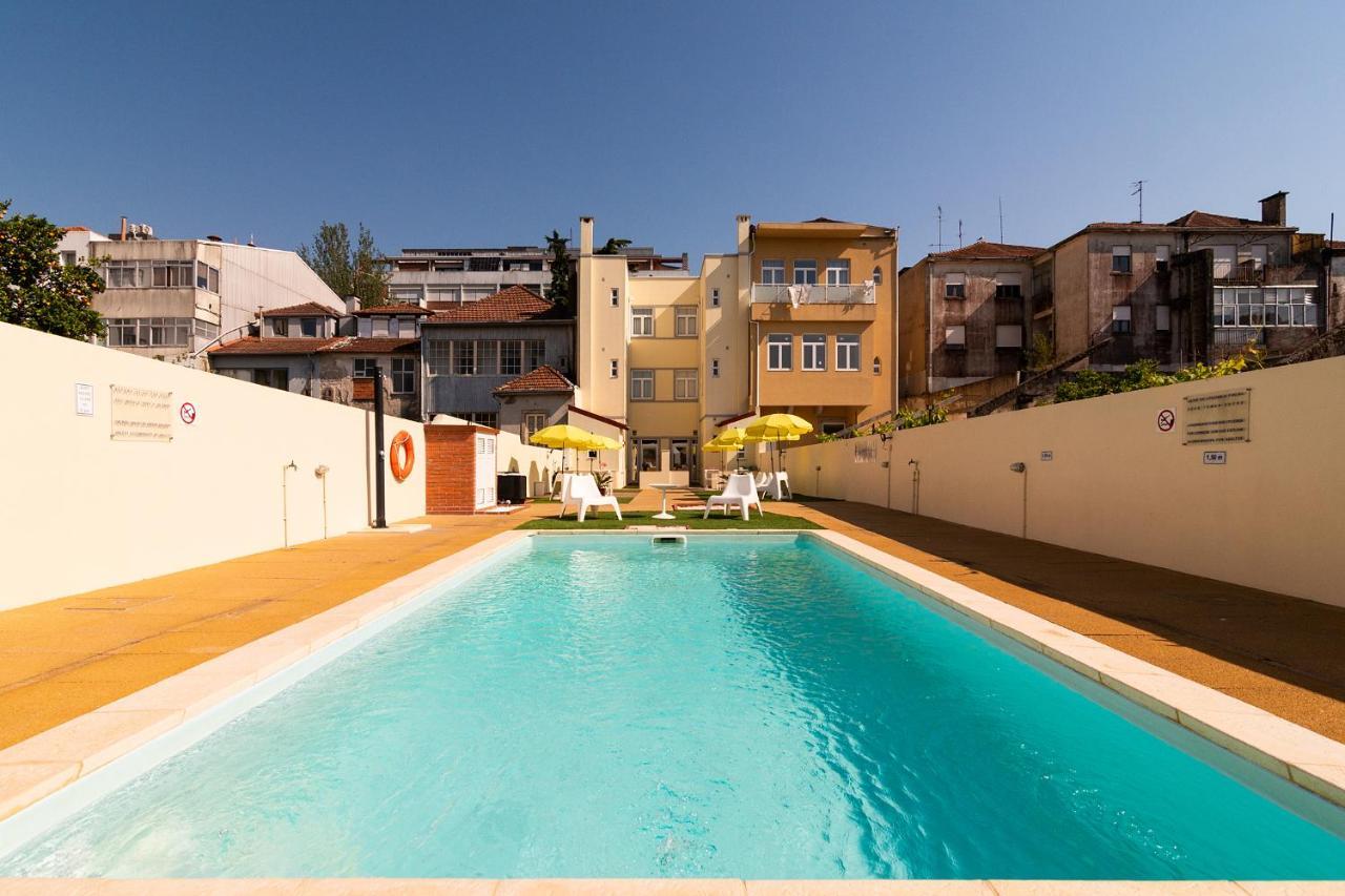 731 Costa Cabral Metro Residence Porto Bagian luar foto