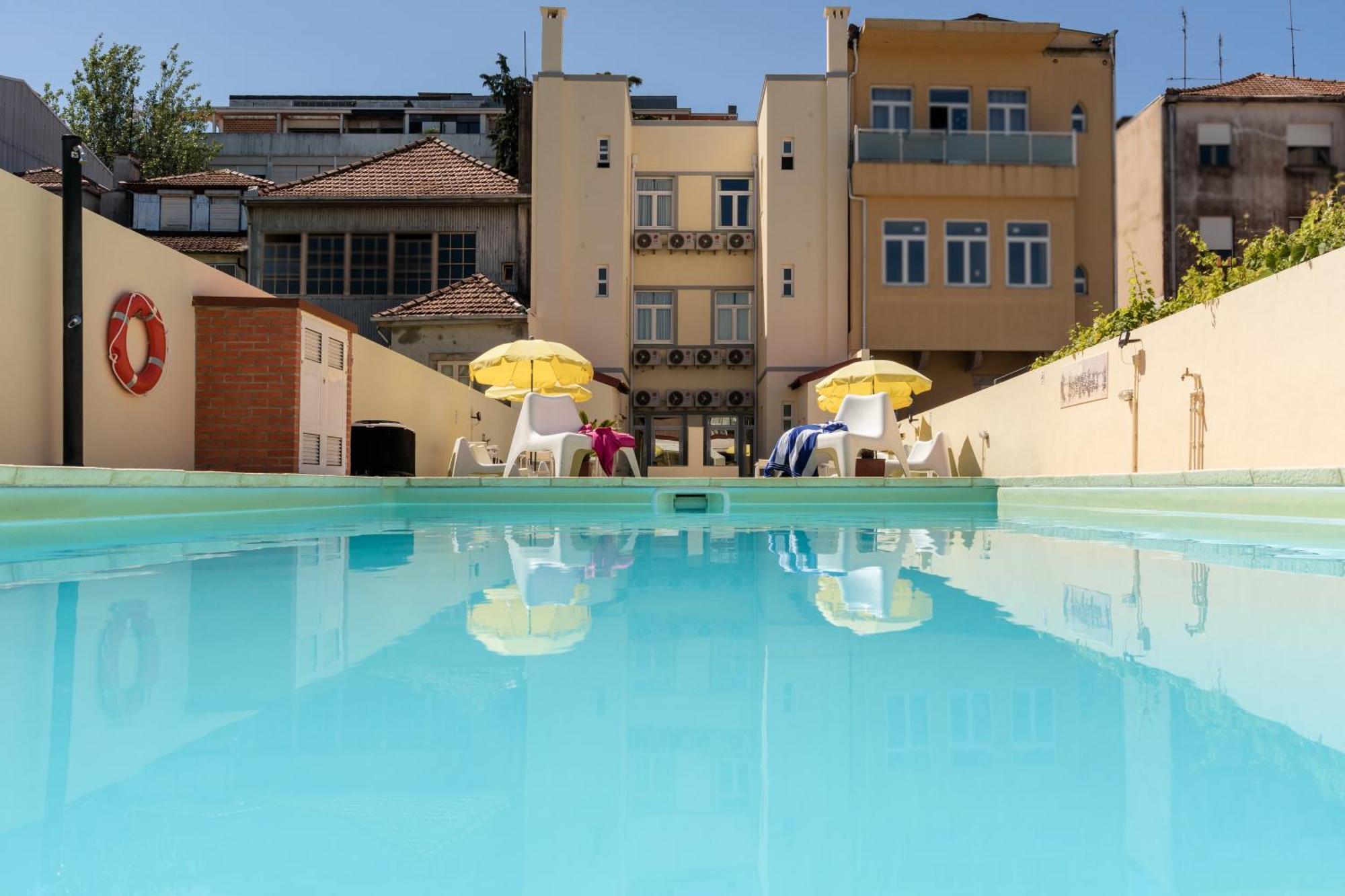 731 Costa Cabral Metro Residence Porto Bagian luar foto