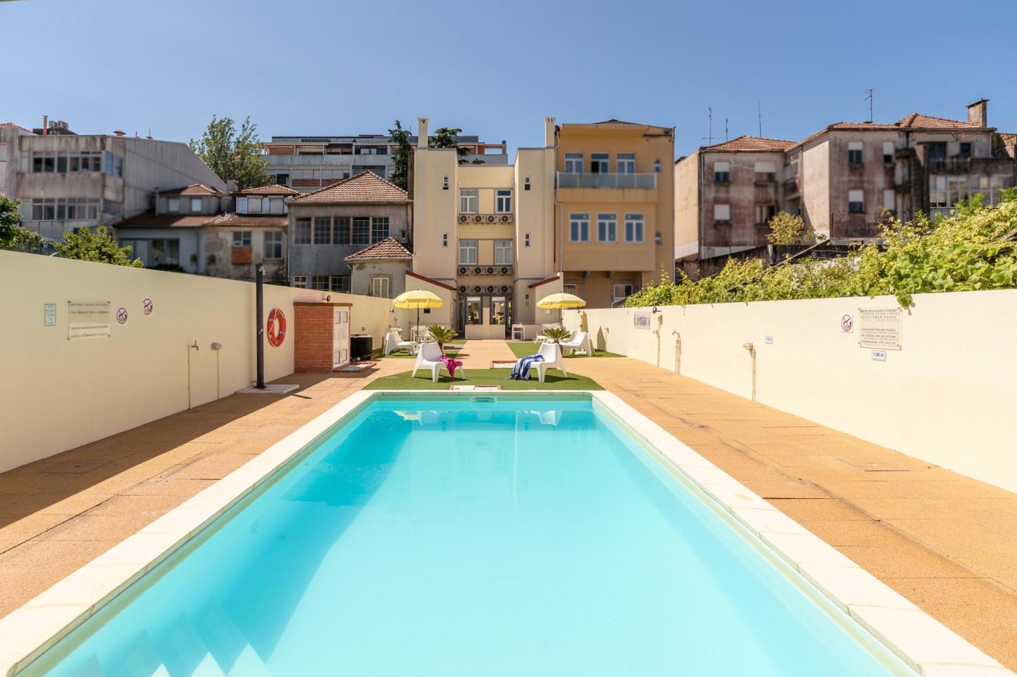 731 Costa Cabral Metro Residence Porto Bagian luar foto