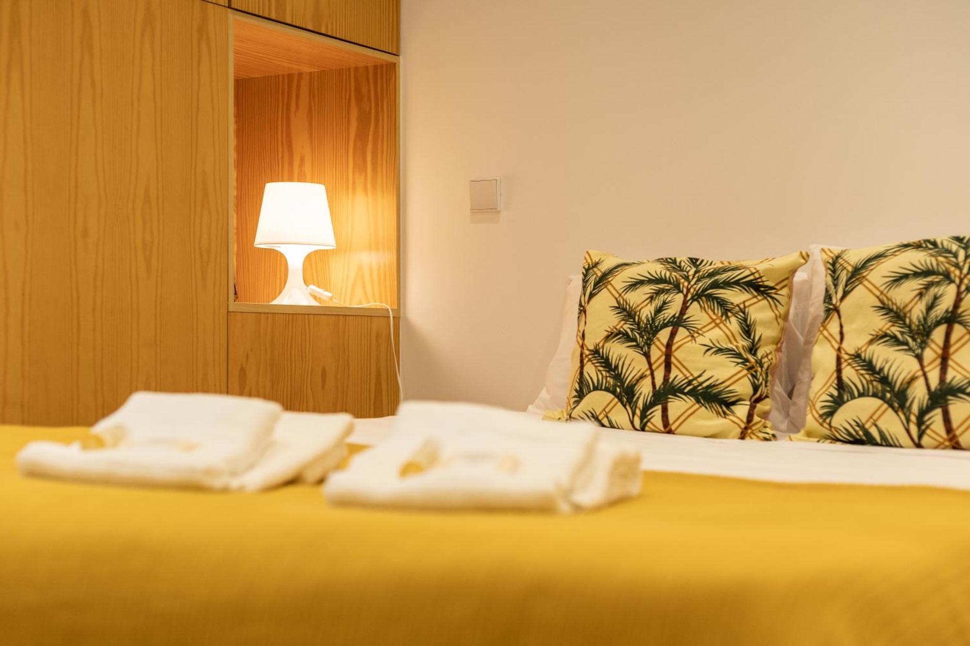 731 Costa Cabral Metro Residence Porto Ruang foto