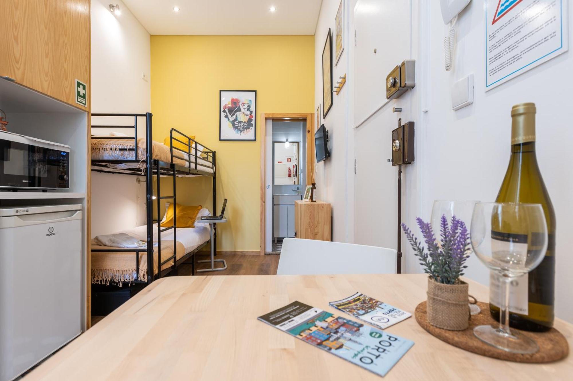 731 Costa Cabral Metro Residence Porto Ruang foto